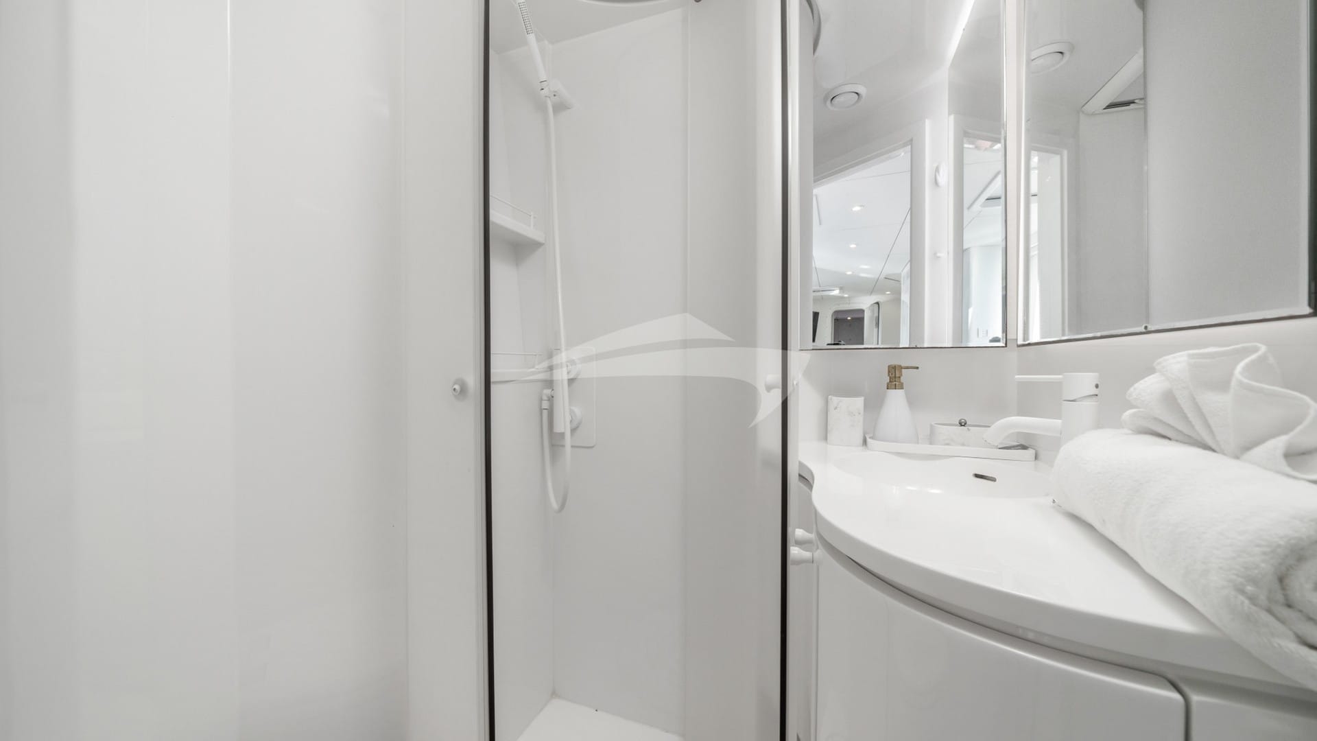 Starboard Aft Queen Ensuite