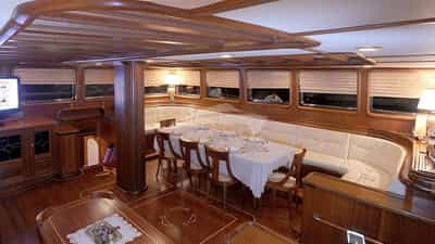 Saloon Dining