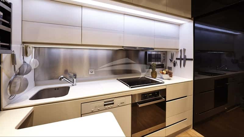 QUANTUM 28m motor yacht charter, photo 10