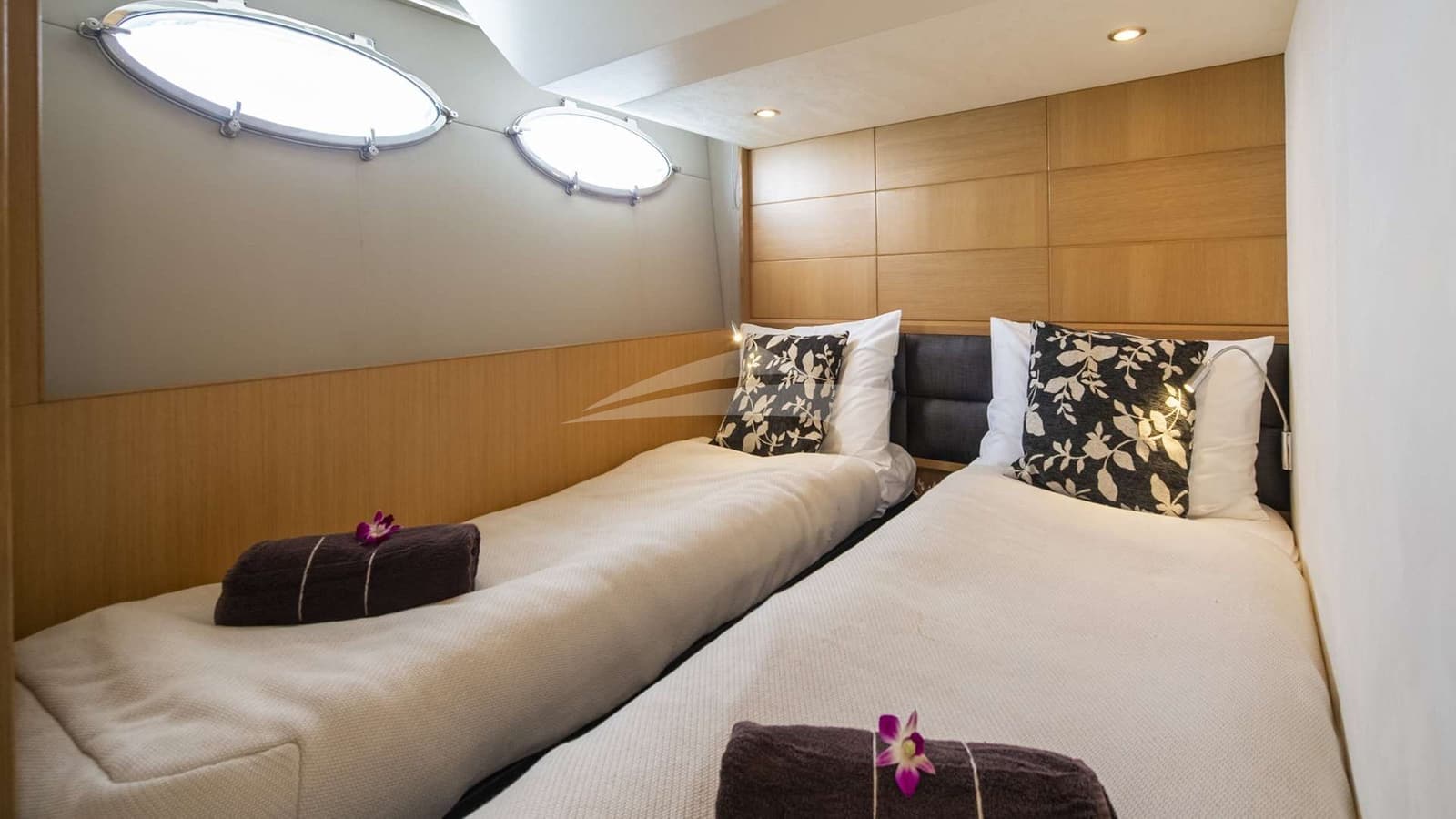 MAYAVEE, photo from the yacht portfolio 1