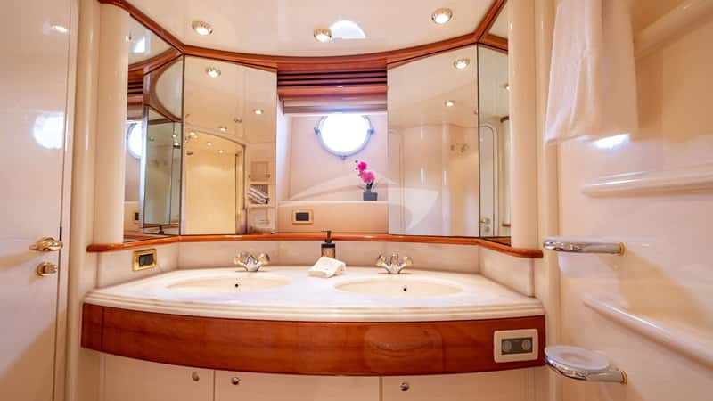 VICTORIA 21m motor yacht charter, photo 6