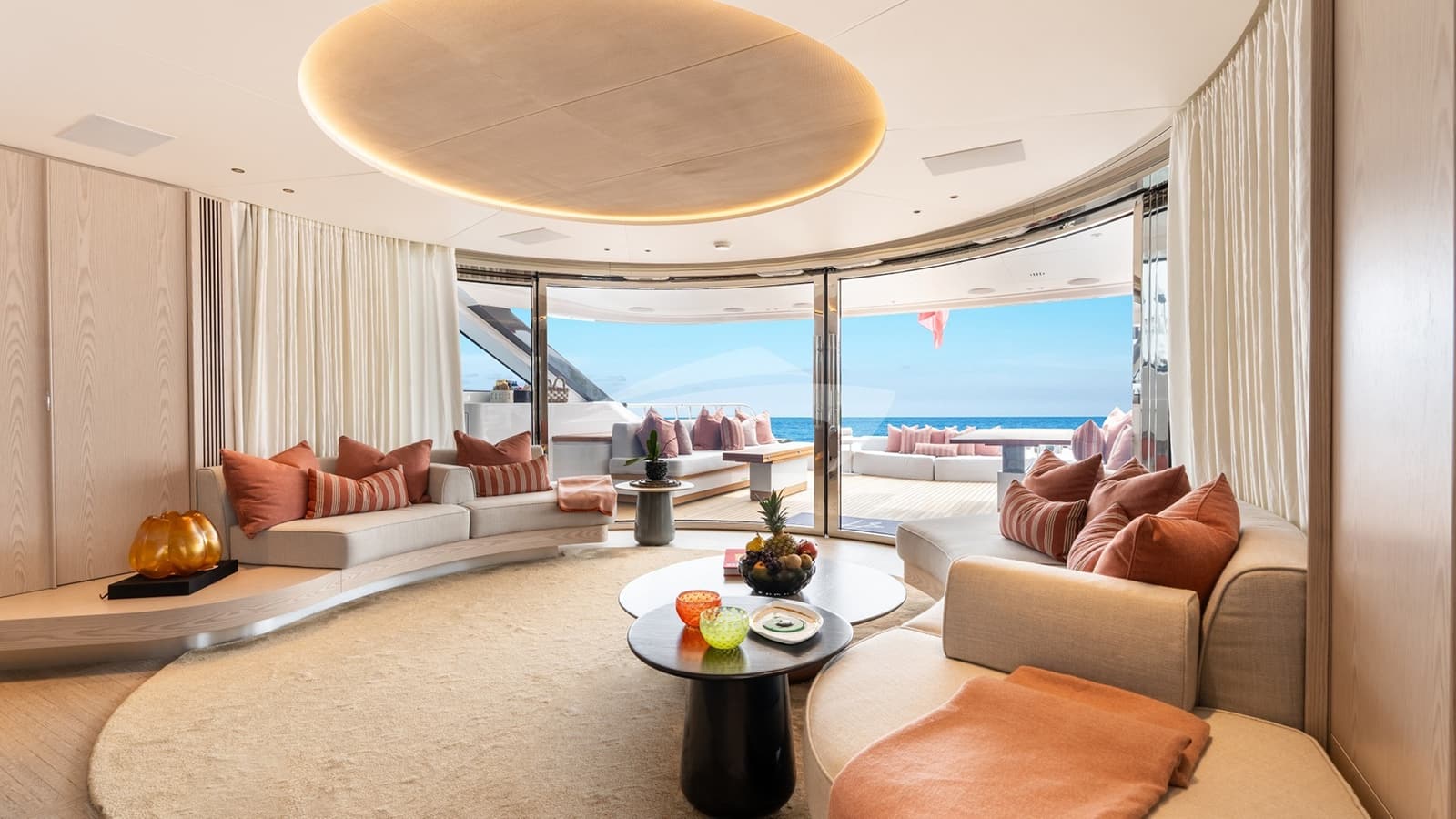 A+, Aufnahme aus dem Yachtportfolio 16