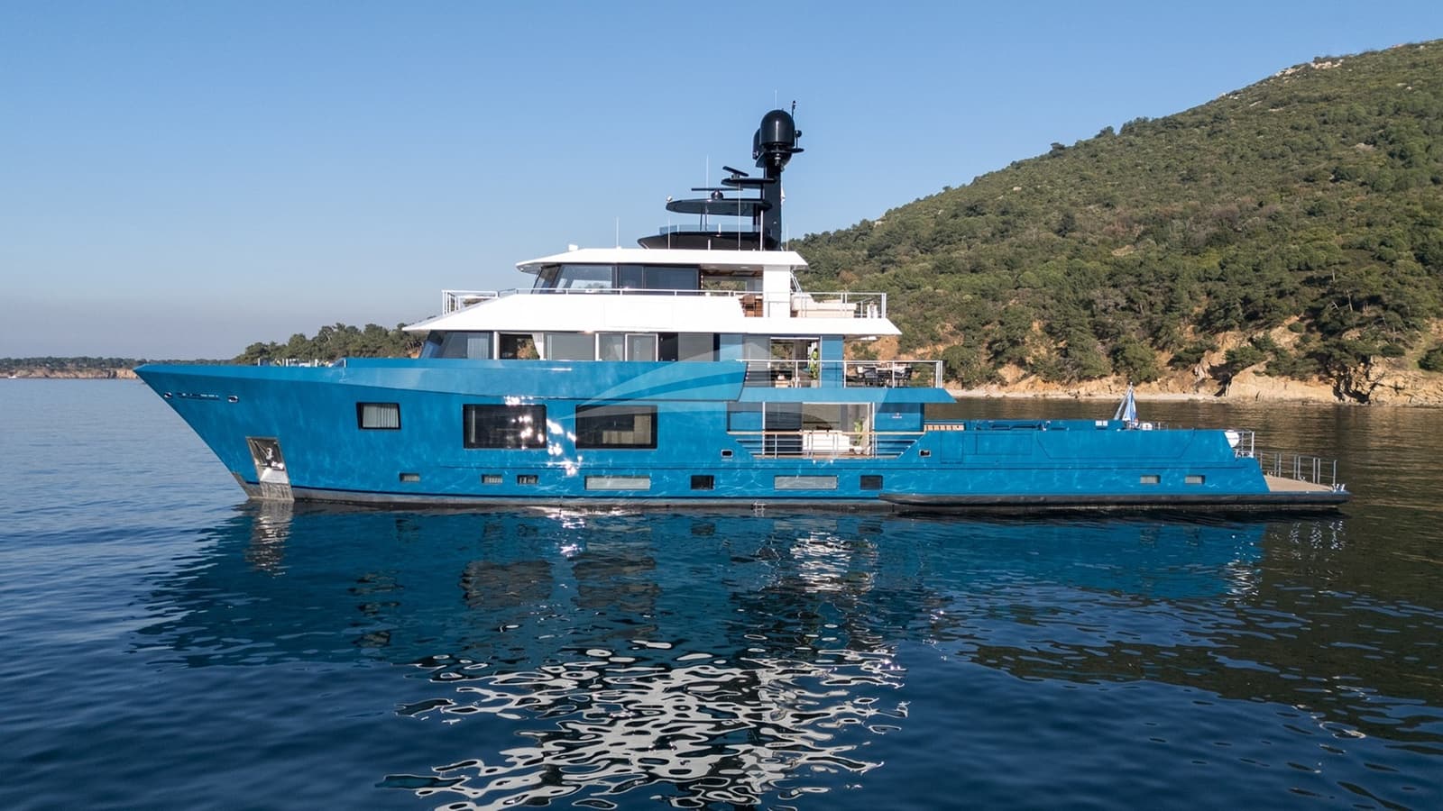 KING BENJI, photo from the yacht portfolio 23