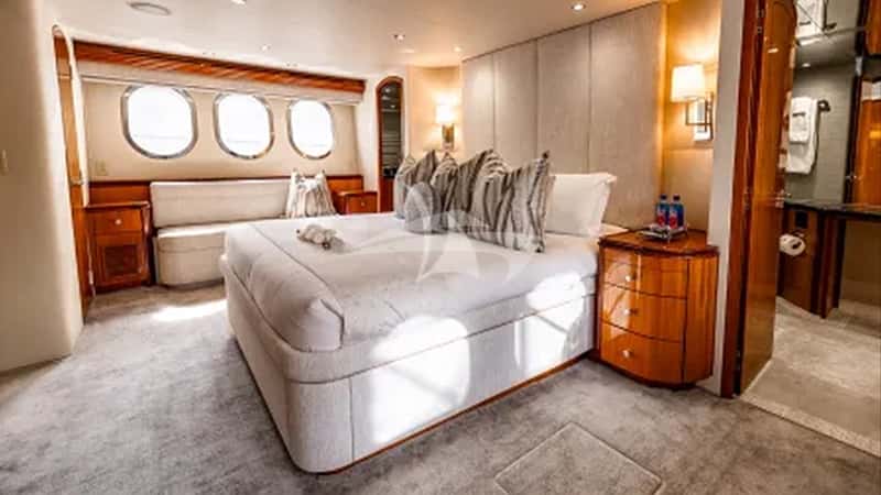 INDY 26m motor yacht charter, photo 10