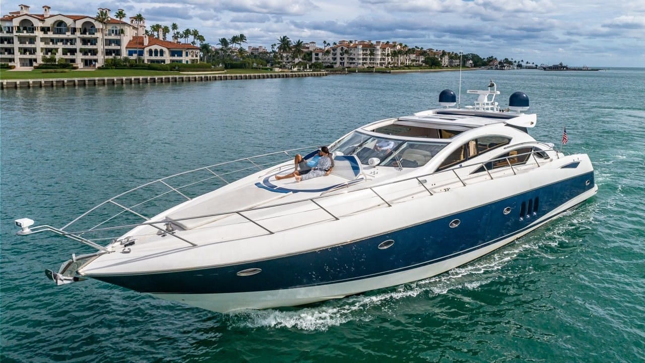 Luxury charter yacht crew for AQUAHOLIC