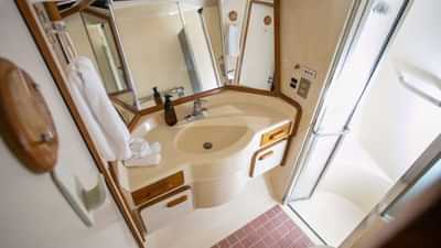 Guest Cabin