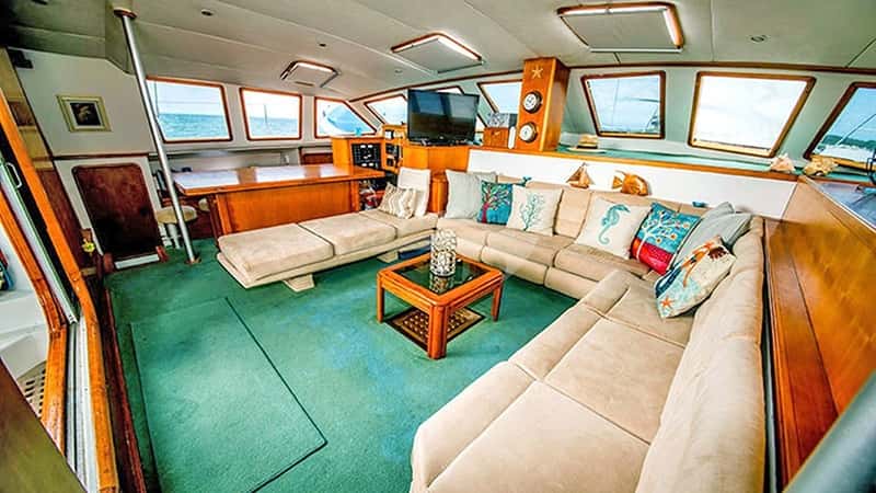 QUEST 17m sailing yacht charter, photo 7