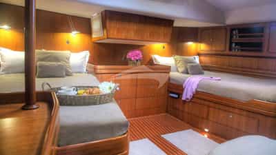 Twin Cabin