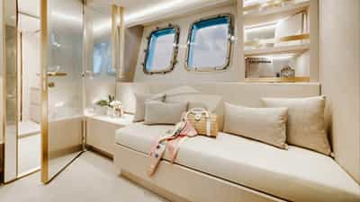 Master Lounge