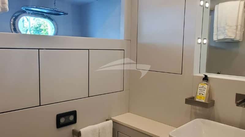 HOUDINI 28m motor yacht charter, photo 10