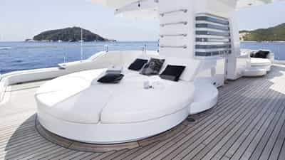 Aft Sundeck