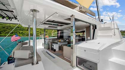 MAH NA MAH NA 13m sailing yacht charter, photo 8