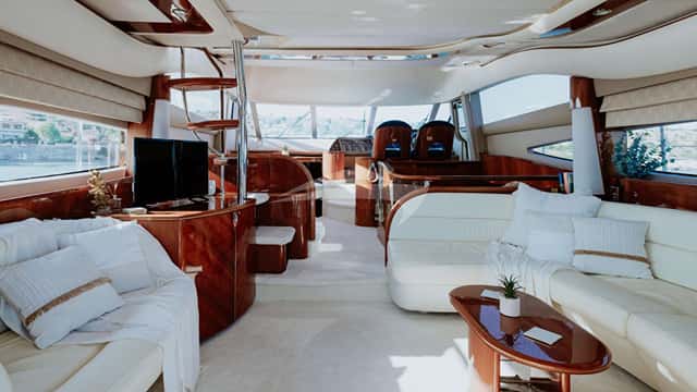 LADY HOPE yacht charter photo 4