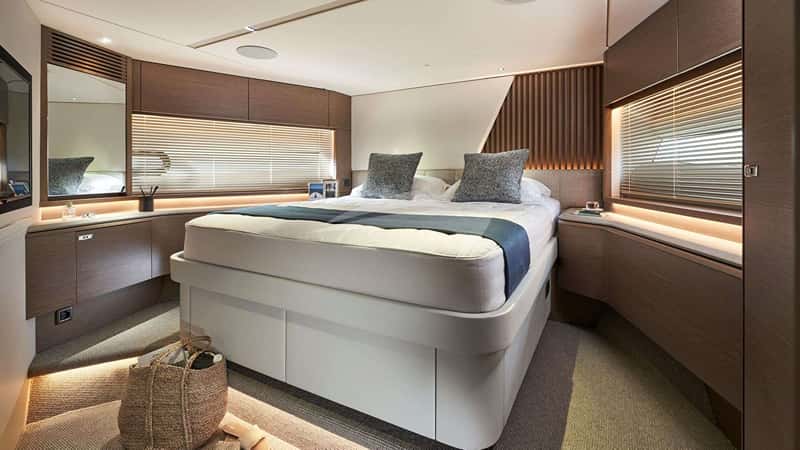 ELIZABETH 23m motor yacht charter, photo 7