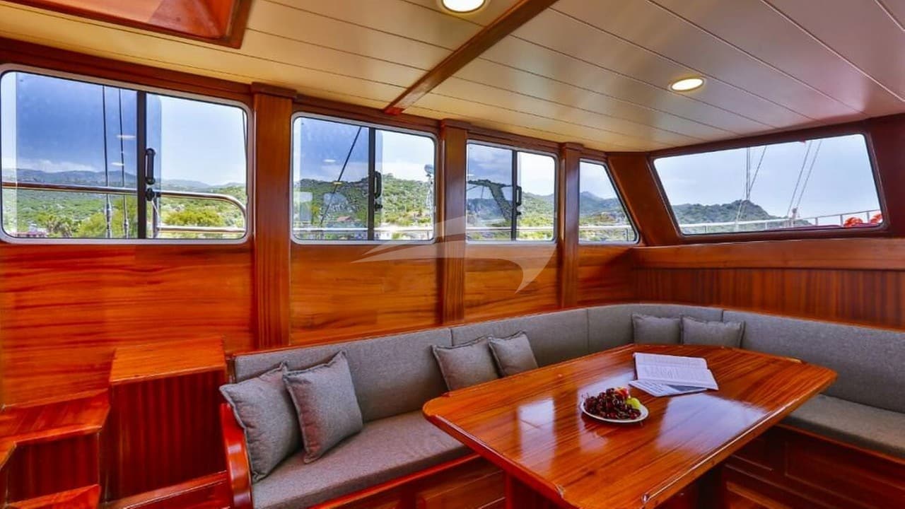 VICTORIA, photo from the yacht portfolio 4