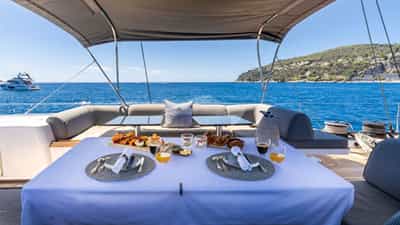 Deck Dining