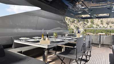 Al fresco dining