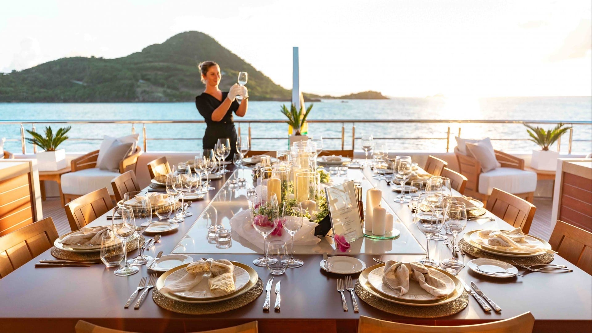 Bridge Aft Deck Dining