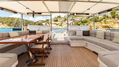 THANDEKA - Cockpit