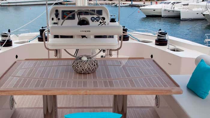 FREE SPIRIT 20m sailing yacht charter, photo 5