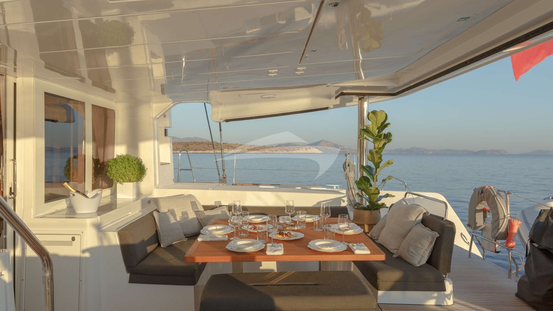 Aft Deck Dining