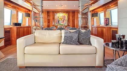 WHITE PEARL I 34m motor yacht charter, photo 12