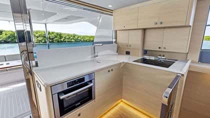 LUCY 16m motor yacht charter, photo 12