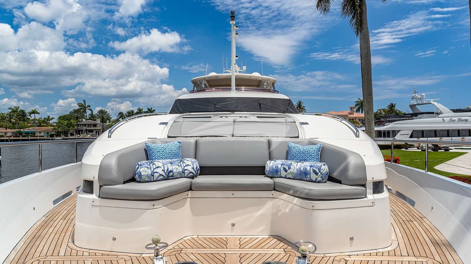 BEACHFRONT II, photo from the yacht portfolio 17