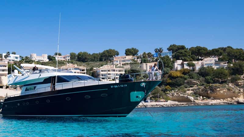 FURIA SEXTO 21m motor yacht charter, photo 3