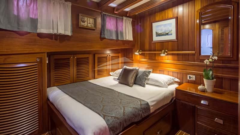 CARPE DIEM 7 30m sailing yacht charter, photo 4