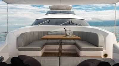 Foredeck Seating