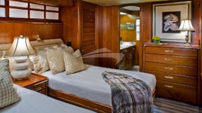 Twin Guest Cabin can convert to Queen
