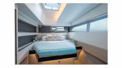 Port aft guest queen berth suite