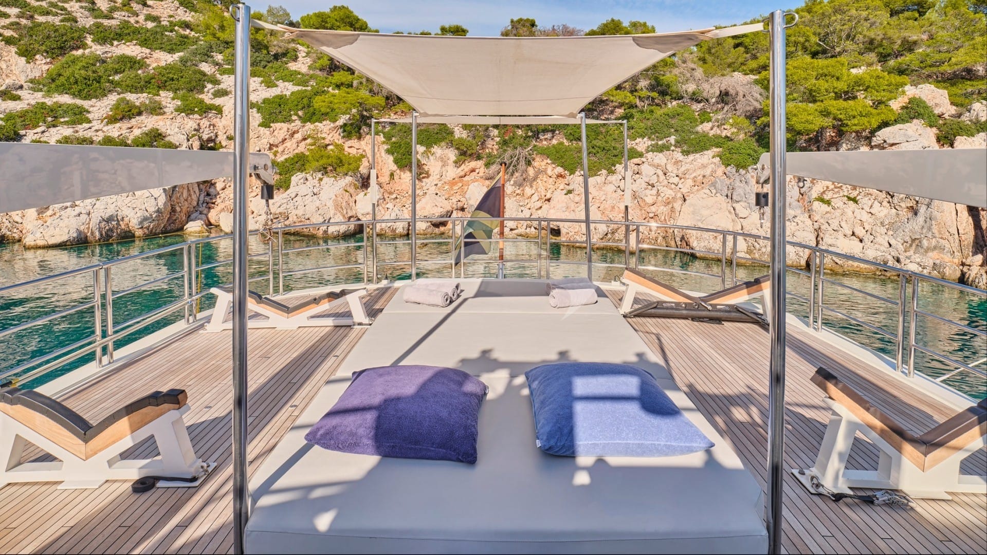 Sun Loungers and Sunpads