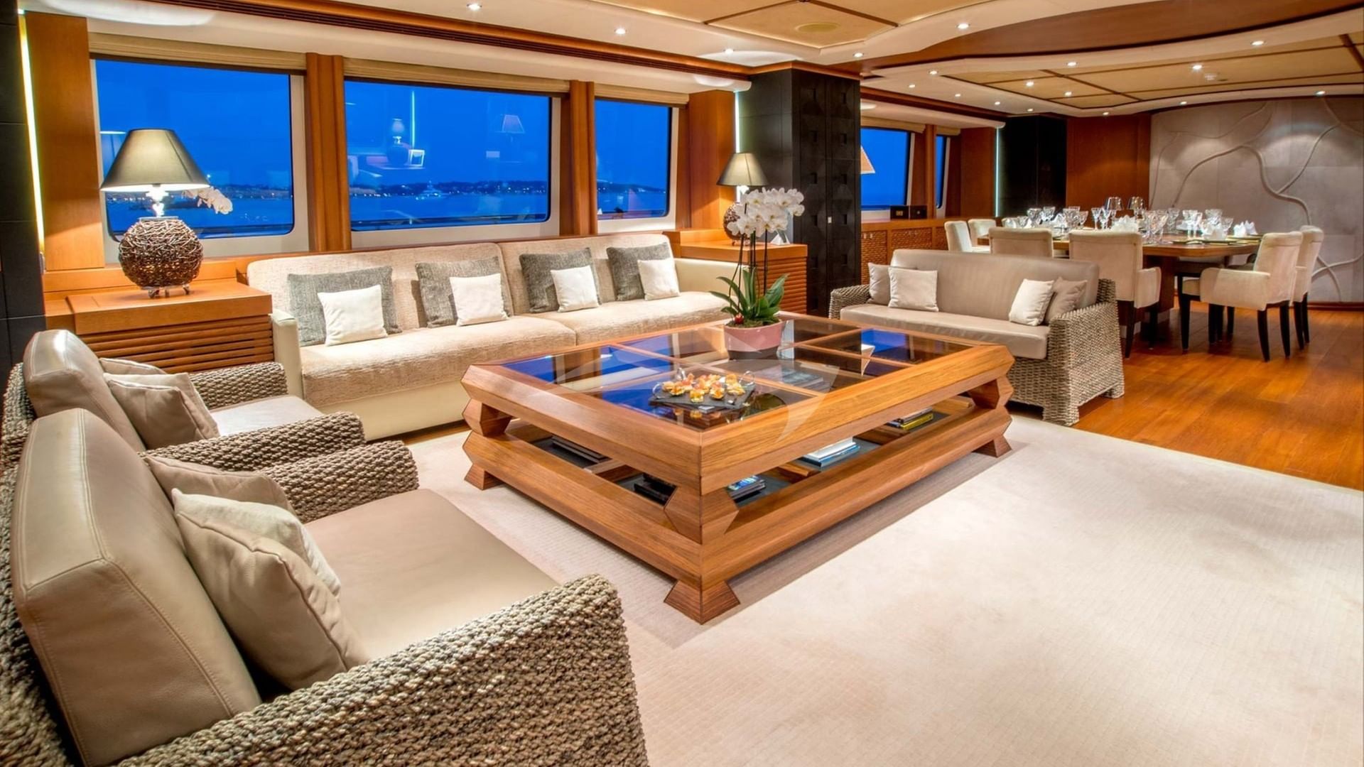 Main saloon sofa and formal dining