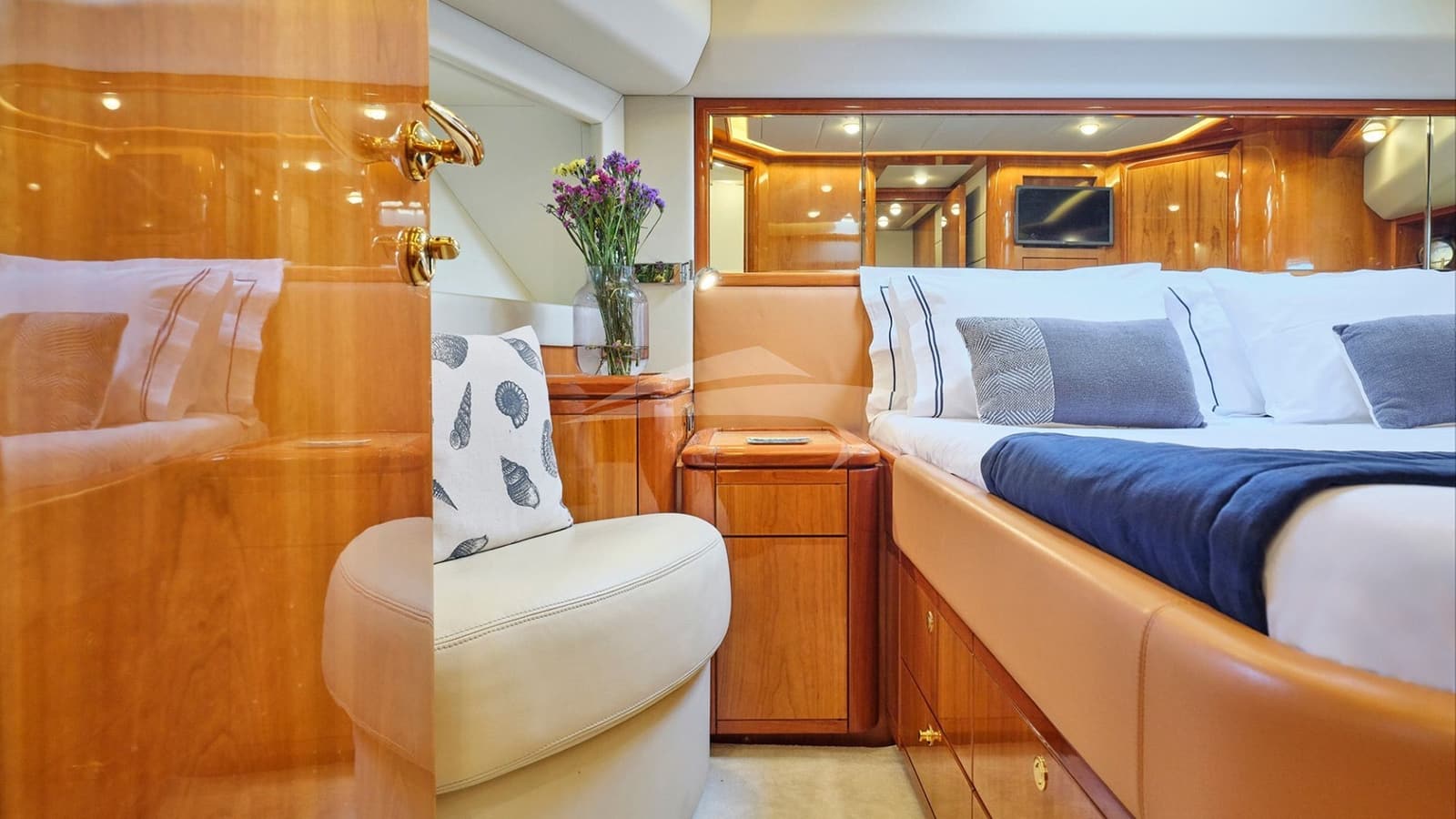 ESTIA ORION, photo from the yacht portfolio 23
