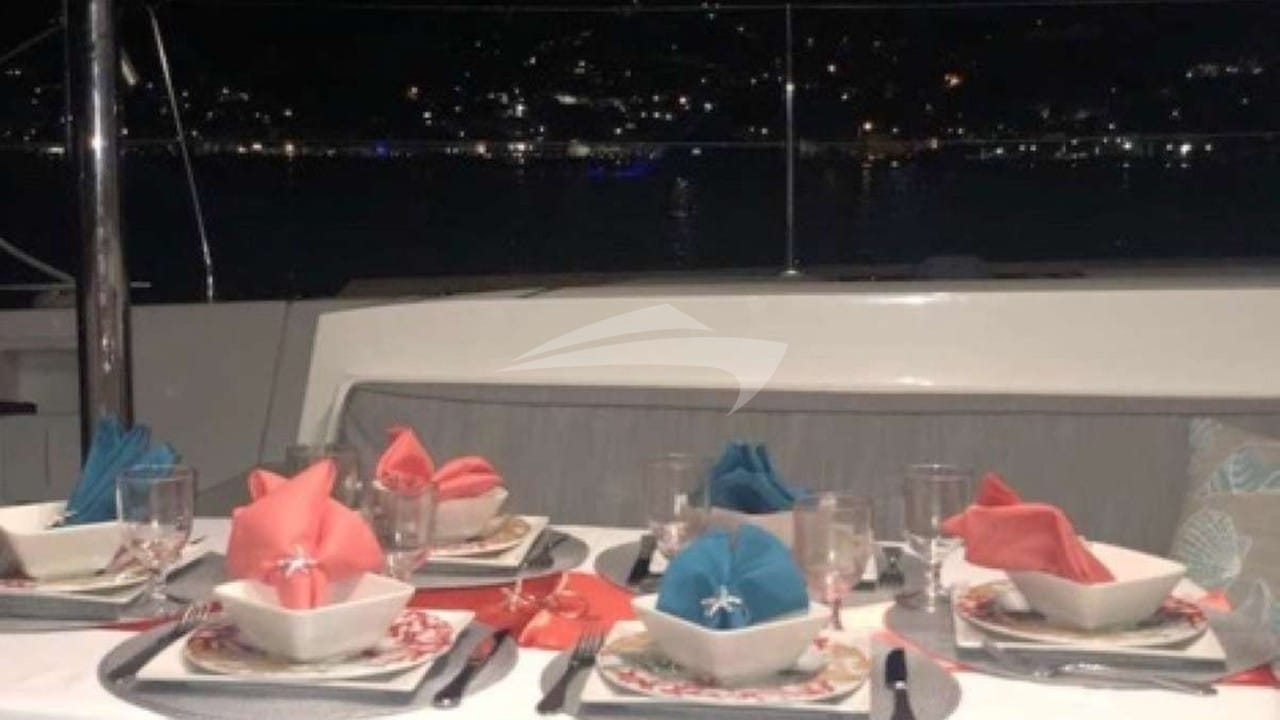 Beautiful table setting