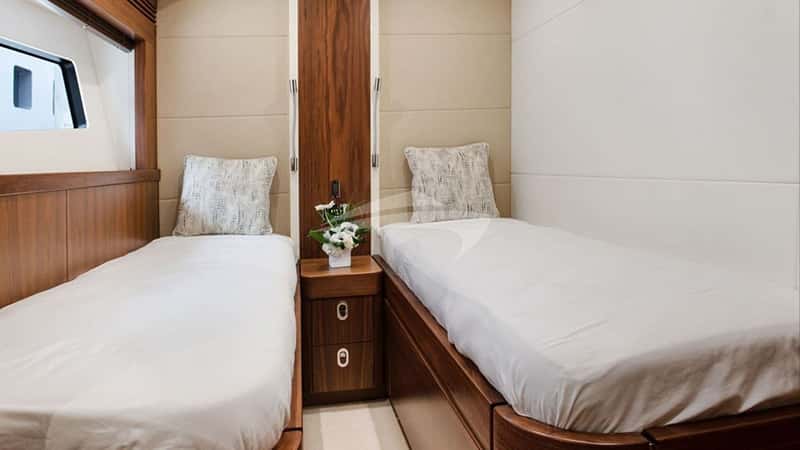 SEA LA VIE 23m motor yacht charter, photo 3