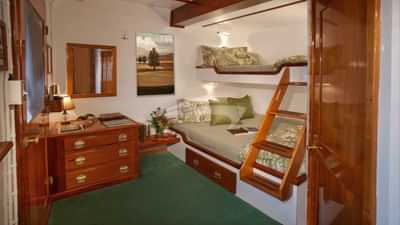 Queen Cabin with Pullman