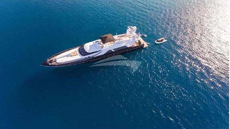 HEESEN 43m motor yacht charter, photo 2