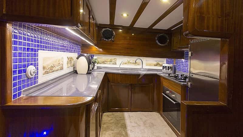 KARIA 19m motor yacht charter, photo 9