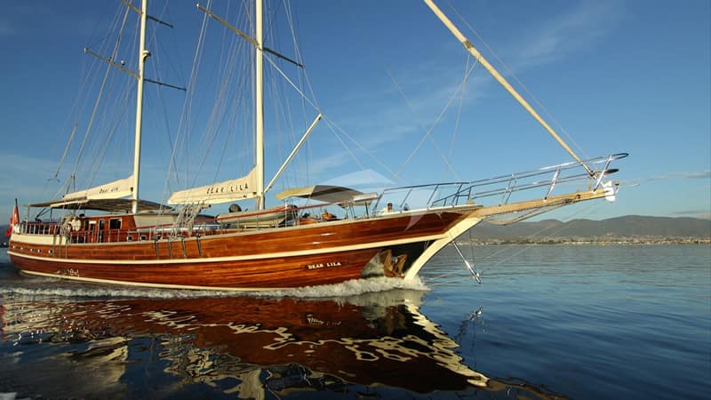 DEAR LILA, Segeln