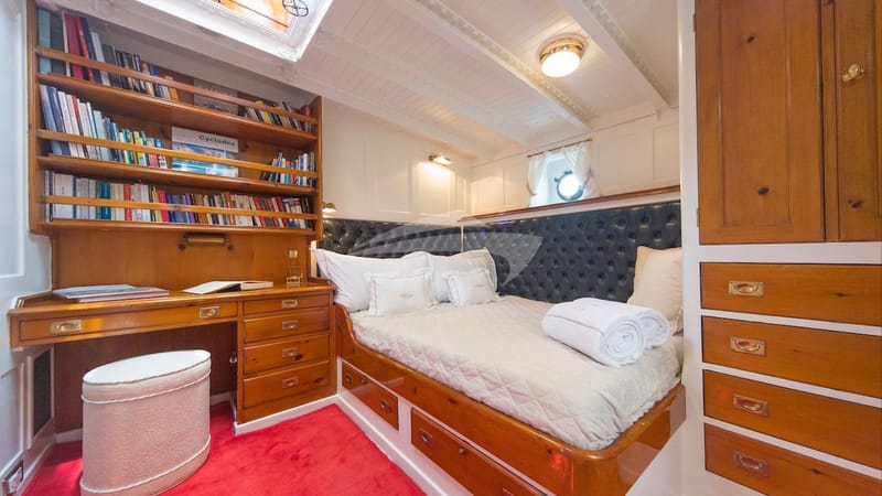 Guest Cabin