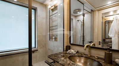 Guest cabin shower room