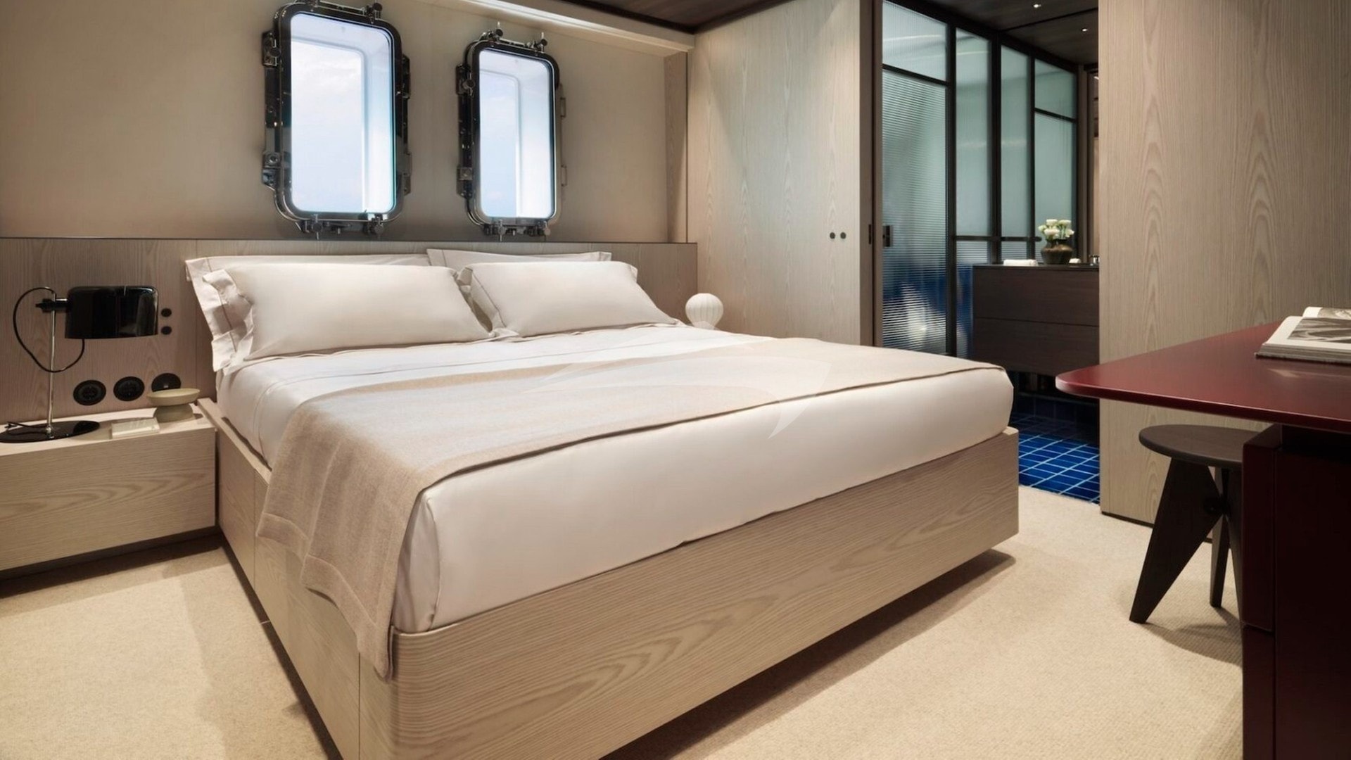 Lower Deck Vip Bedroom