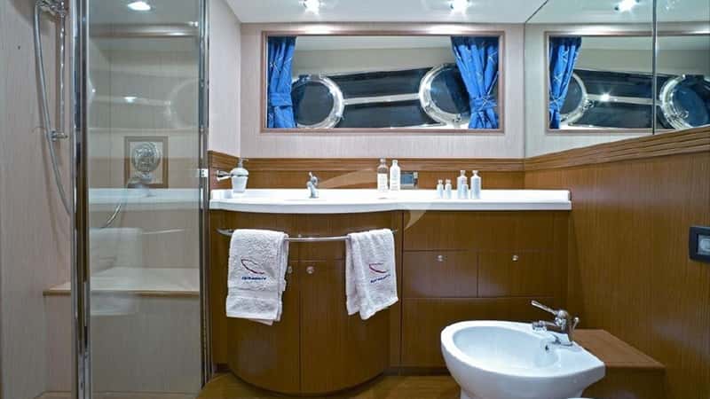 TRABUCAIRE 20m motor yacht charter, photo 2