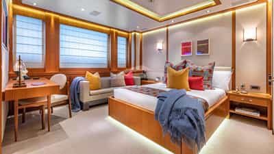 Guest stateroom