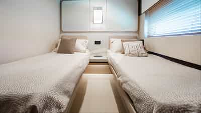 Guest cabin
