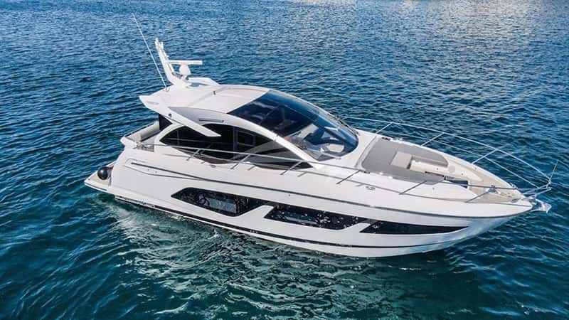 X 15m motor yacht charter