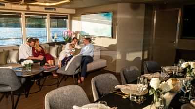 ANIMA MARIS Saloon (4)